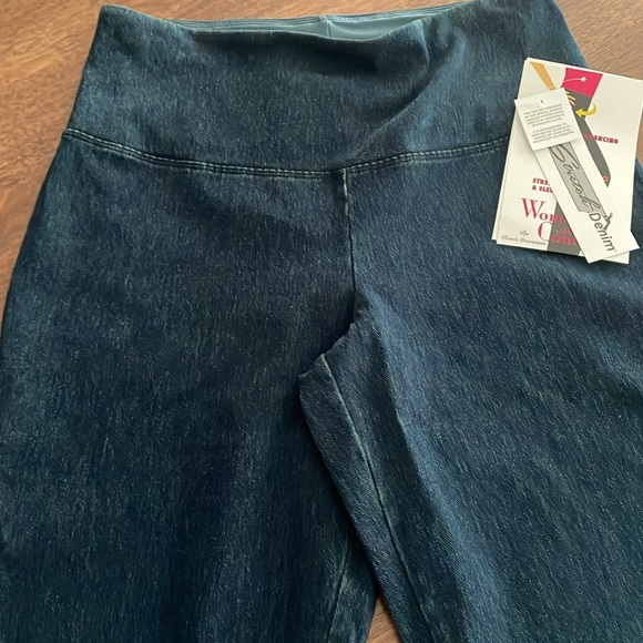 Women with Control tummy control stretch denim - Picture 4 of 13